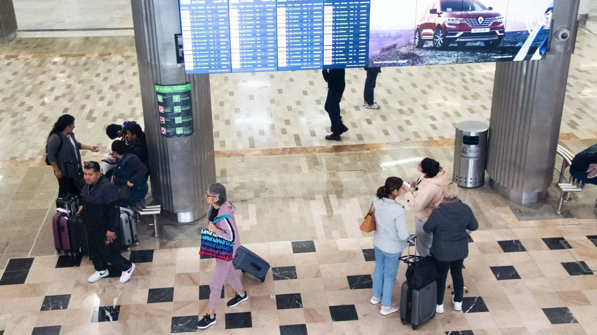 Viajeros en el Aeropuerto